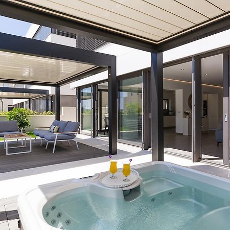 Shell Luxury Residences With Pool And Whirlpool Zadar Exterior foto